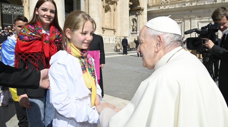 Діти з України на аудієнції в Папи Франциска