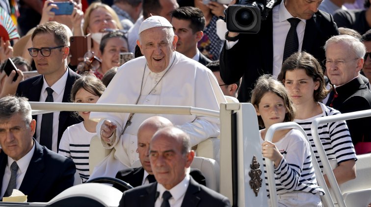 Папа: маргіналізація старості нищить всі пори життя